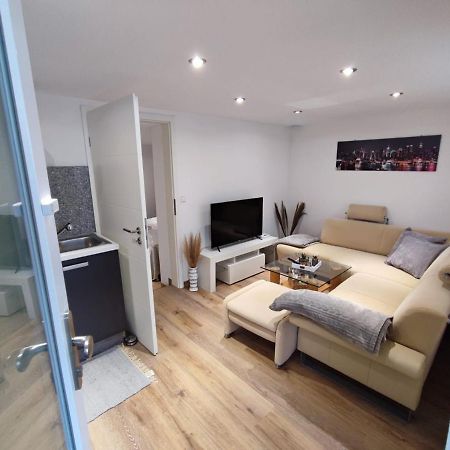 Elida Apartamento Burgrieden Exterior foto