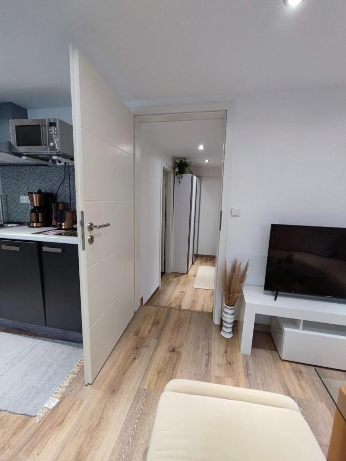 Elida Apartamento Burgrieden Exterior foto